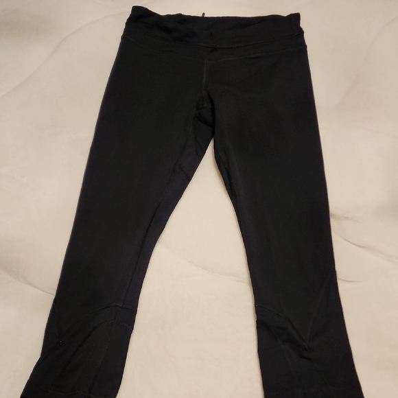 Lululemon Black Leggings - Picture 1 of 5